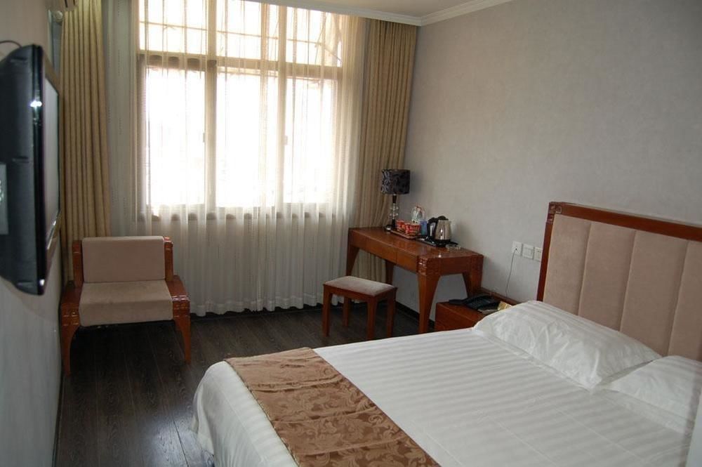 Chengtai Business Hotel 3*
